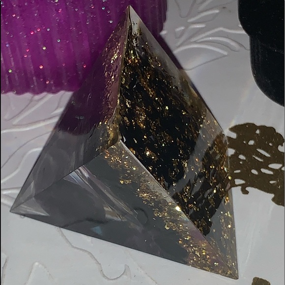 New Orgonite Resin Encased Amethyst Sphere TreeofLife Gold Leaf Crystal Pyramid - Picture 11 of 16